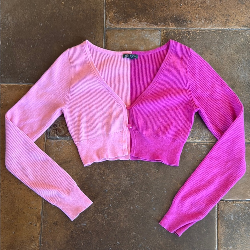 Wild Fable 2-Tone Cropped Pink Sweater Size Small S Long sleeve